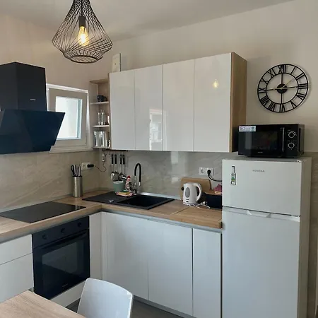 Apartament Mirna